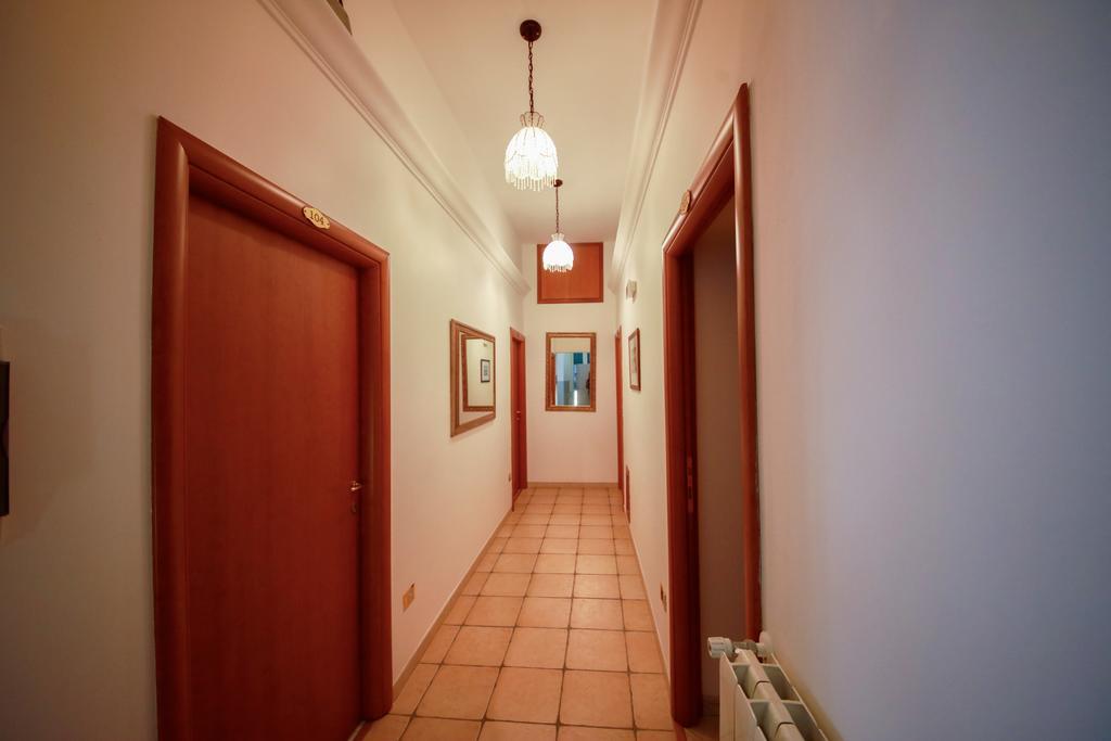 Hotel Pisa Roma Exterior foto